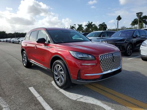 New 2026 Lincoln Corsair Premiere image 30