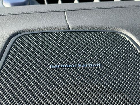 New 2026 Volvo XC60 T8 Ultra w/ Protection Package Premier image 15