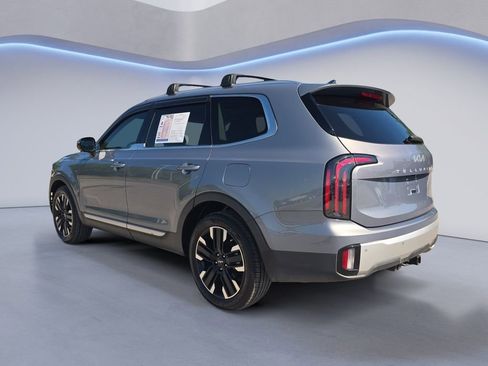 Used 2024 Kia Telluride SX w/ Towing Package FWD image 3