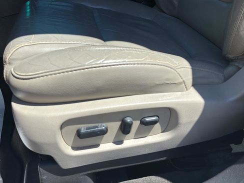 Used 2014 Ford Explorer XLT w/ Equipment Group 202A FWD image 23