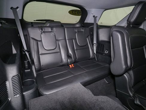 Used 2023 Ford Explorer XLT w/ Equipment Group 202A image 20