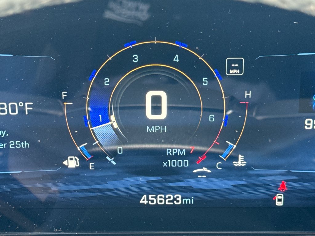 Used 2025 Chevrolet Equinox LT w/ Convenience Package II FWD image 16
