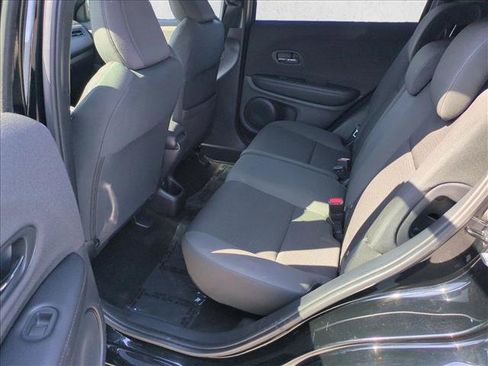 Used 2021 Honda HR-V Sport image 17