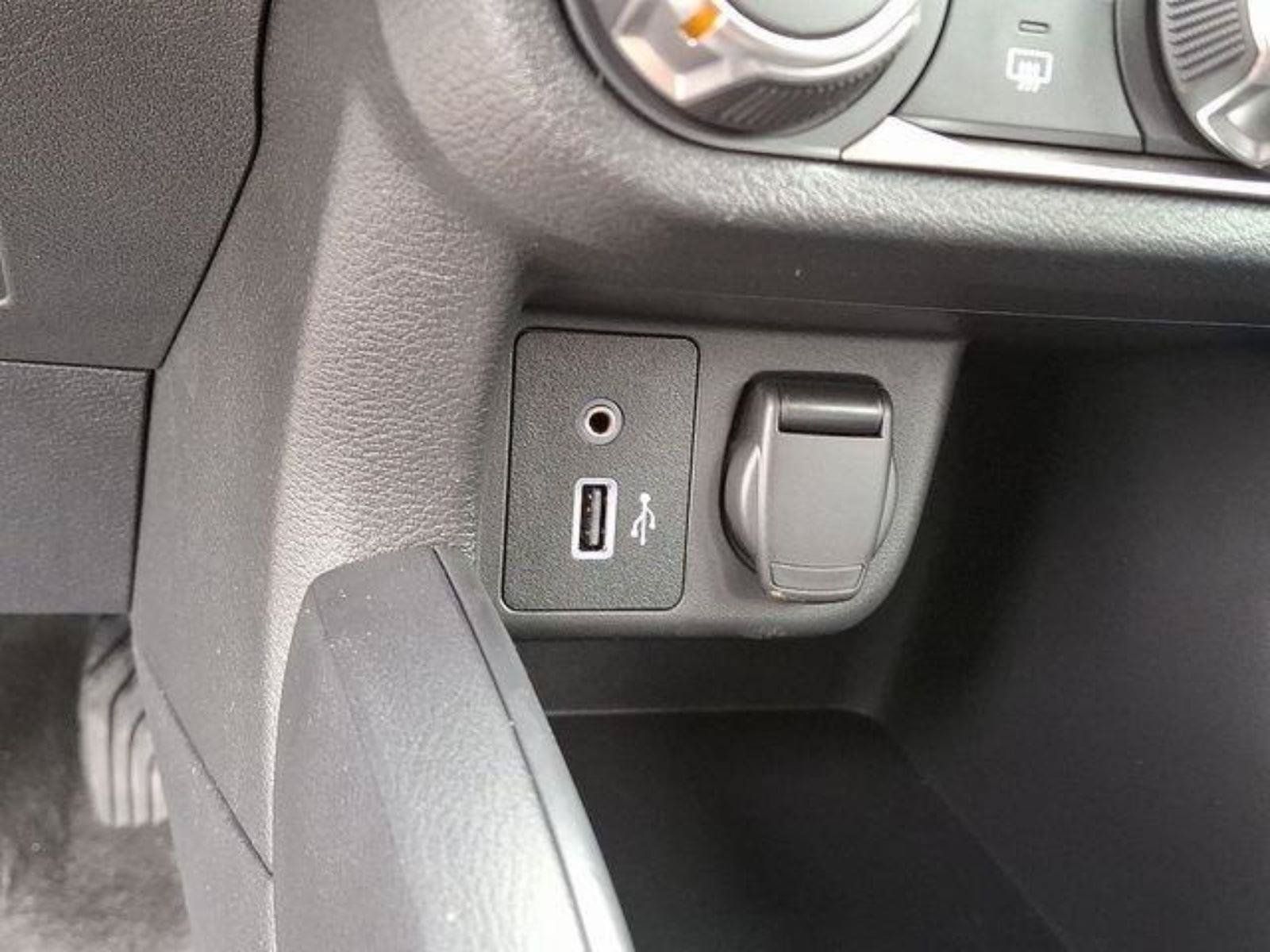 New 2025 Nissan Versa S w/ S Plus Package FWD image 18