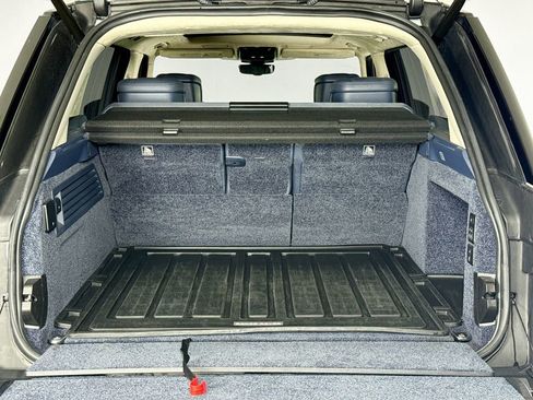 Used 2020 Land Rover Range Rover Long Wheelbase Autobiography image 26