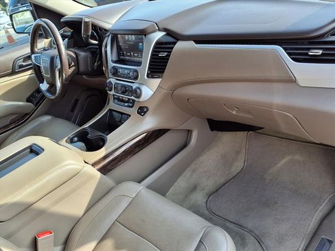 Used 2018 GMC Yukon SLT w/ Open Road Package image 28