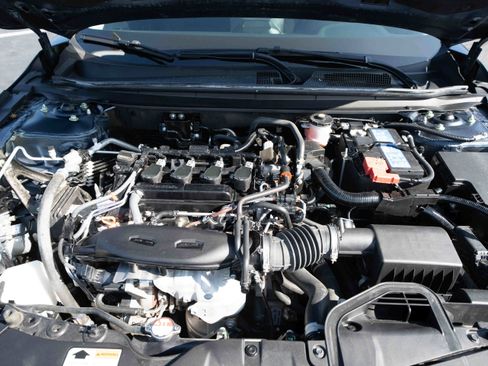 Used 2025 Honda Accord SE image 30