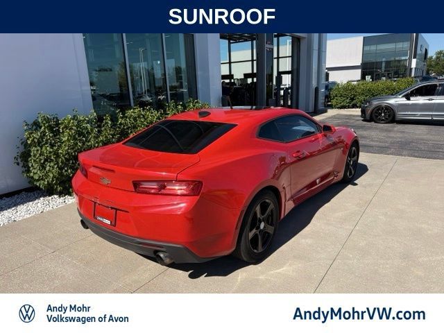 Used 2017 Chevrolet Camaro LT RWD image 7