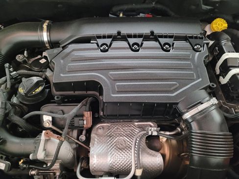 Used 2022 Jeep Renegade Sport image 30