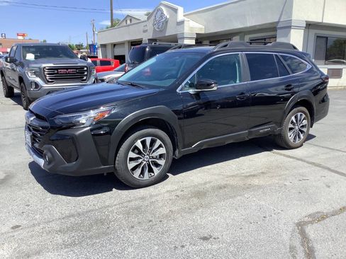 Used 2024 Subaru Outback Limited AWD/4WD image 1