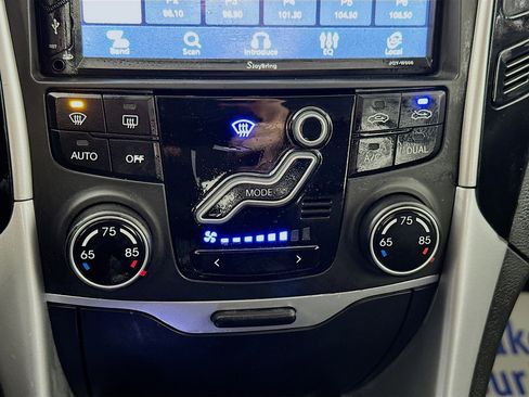 Used 2013 Hyundai Sonata SE image 15