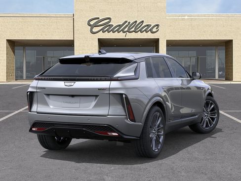 New 2026 Cadillac Lyriq V AWD/4WD image 4