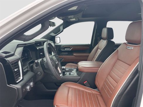 Used 2023 GMC Sierra 1500 Denali Ultimate image 11
