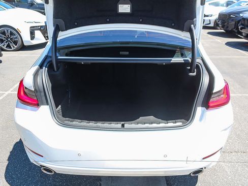 Used 2023 BMW 330i Sedan w/ Convenience Package RWD image 26