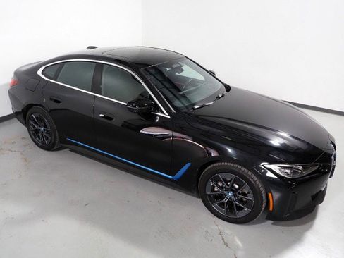 Used 2024 BMW i4 xDrive40 image 12