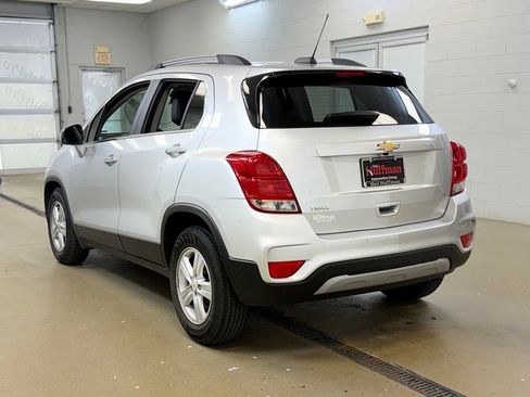 Used 2020 Chevrolet Trax LT w/ LT Convenience Package FWD image 7