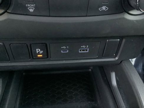 Used 2025 Nissan Frontier S image 27