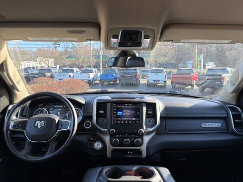 Used 2019 RAM 1500 Laramie image 13