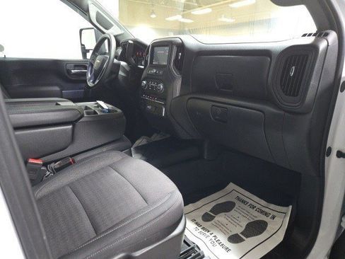 Used 2024 Chevrolet Silverado 2500 Custom w/ Custom Value Package image 9