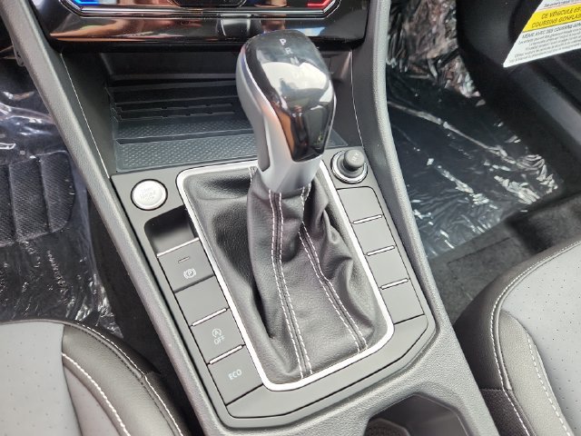 New 2027 Volkswagen Jetta SE FWD image 13