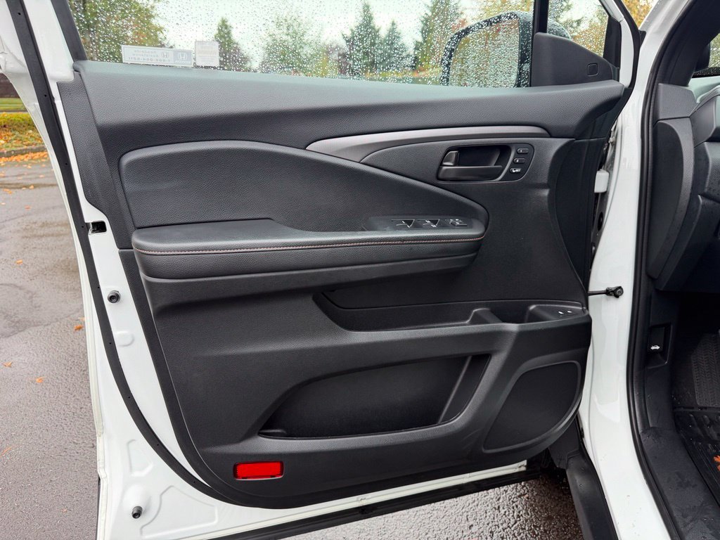 Used 2022 Honda Passport TrailSport image 11
