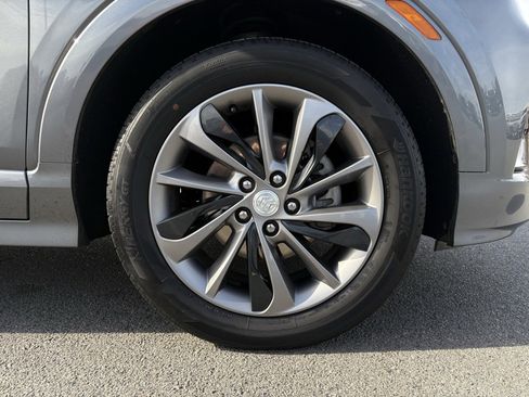 Used 2022 Buick Encore GX Select w/ Sport Touring Package image 32