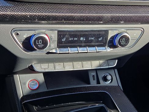 Used 2023 Audi SQ5 Prestige w/ Prestige Package image 20