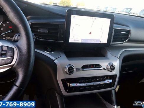 Used 2021 Ford Explorer XLT w/ Equipment Group 202A image 20