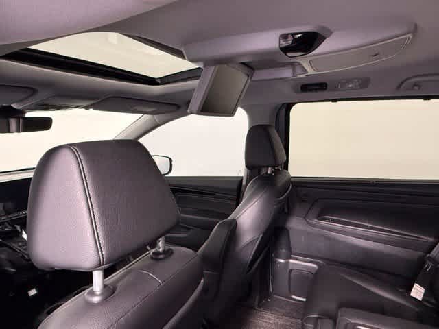 Used 2024 Honda Odyssey Touring image 43