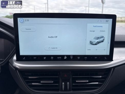 Used 2025 Ford Escape Active w/ Tech Pack #1 FWD image 24
