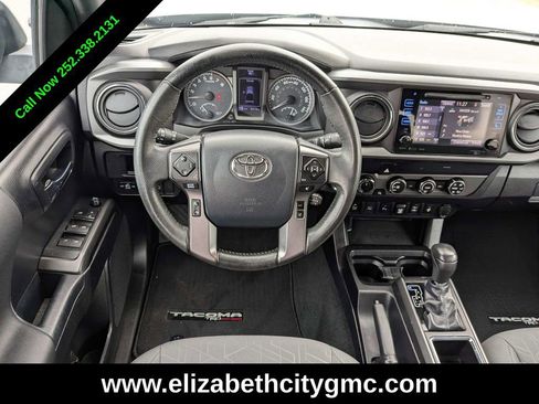 Used 2019 Toyota Tacoma SR image 17