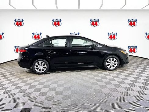 Certified 2025 Toyota Corolla LE FWD image 24