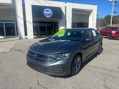 Used 2024 Volkswagen Jetta SE