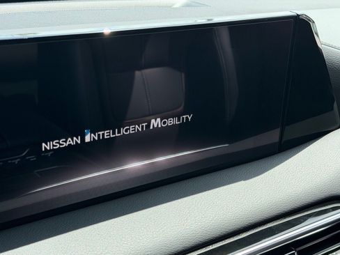 New 2026 Nissan Armada SL w/ Captain's Chari Seat Package RWD image 18