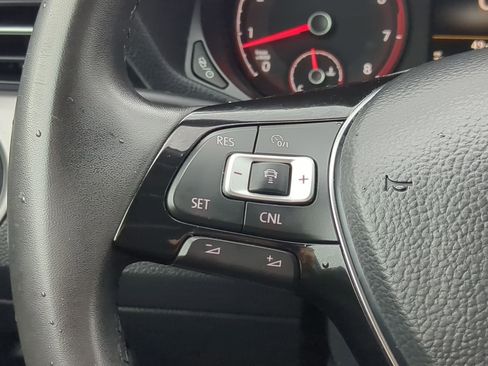 Used 2021 Volkswagen Passat 2.0T SE image 19