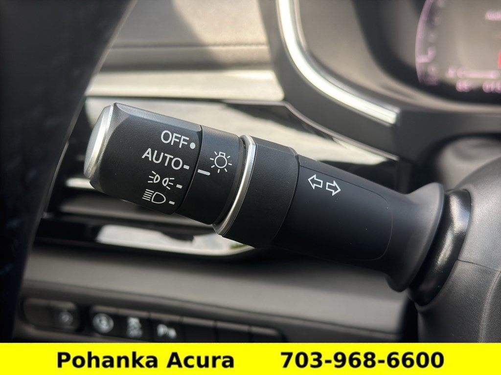 Certified 2025 Acura MDX w/ Technology Package AWD/4WD image 10