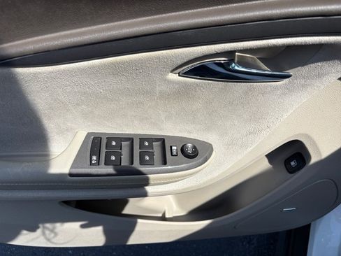 Used 2014 Chevrolet Volt Premium w/ Premium Trim Package FWD image 18