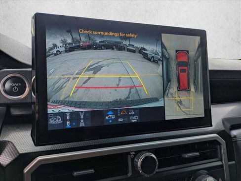 Certified 2025 Toyota 4Runner Limited AWD/4WD image 13