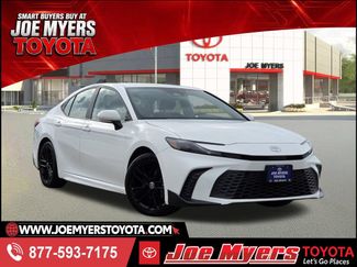 Used 2025 Toyota Camry SE FWD video 1