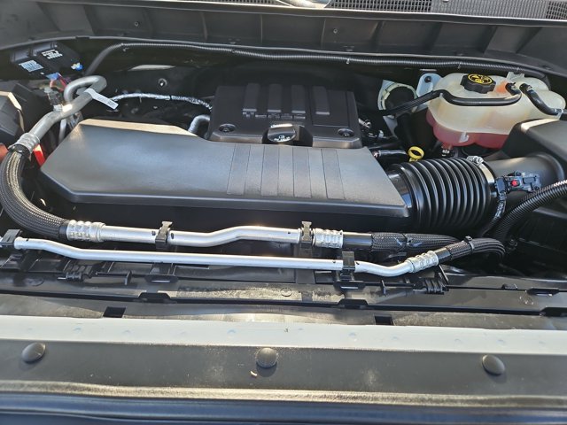 Used 2022 Chevrolet Silverado 1500 Custom w/ Safety Confidence Package AWD/4WD image 21
