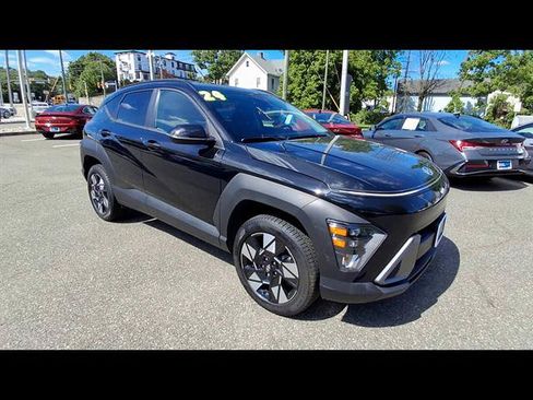 Certified 2024 Hyundai Kona SEL AWD/4WD image 2