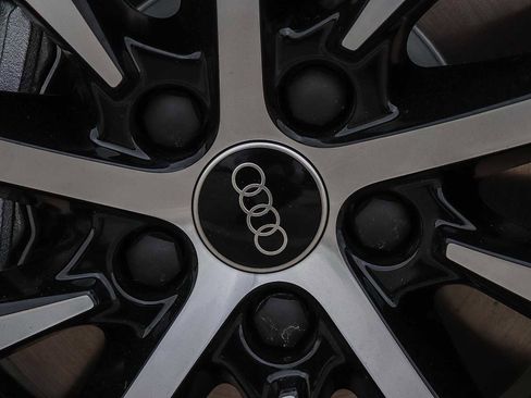 New 2026 Audi Q3 quattro 2.0T AWD/4WD image 15