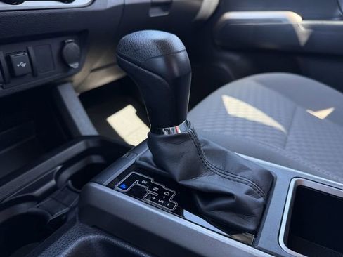 Certified 2022 Toyota Tacoma SR5 image 19