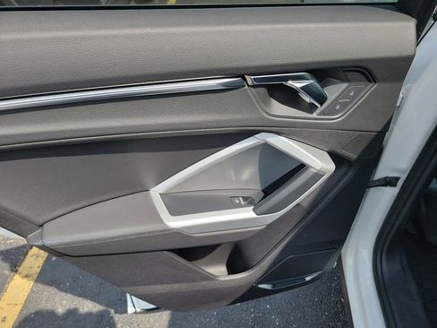 Used 2021 Audi Q3 2.0T Premium Plus AWD/4WD image 17