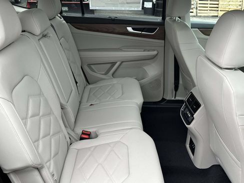 New 2026 Volkswagen Atlas SE AWD/4WD image 15