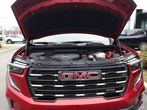 Used 2025 GMC Acadia AT4 w/ Luxury Package AWD/4WD image 34