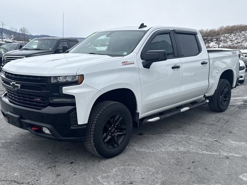 Used 2020 Chevrolet Silverado 1500 LT Trail Boss image 6