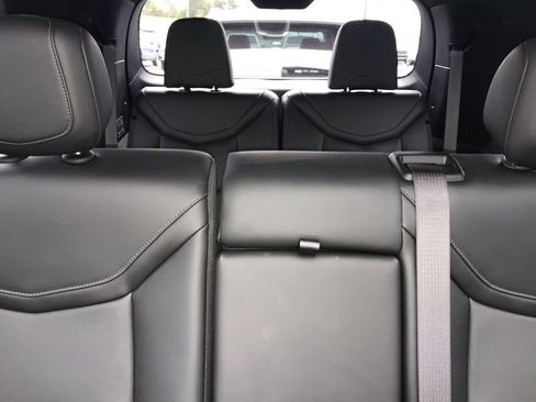 Used 2024 Cadillac XT6 Sport AWD/4WD image 24