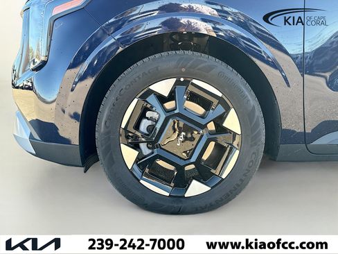 New 2026 Kia Carnival EX image 42