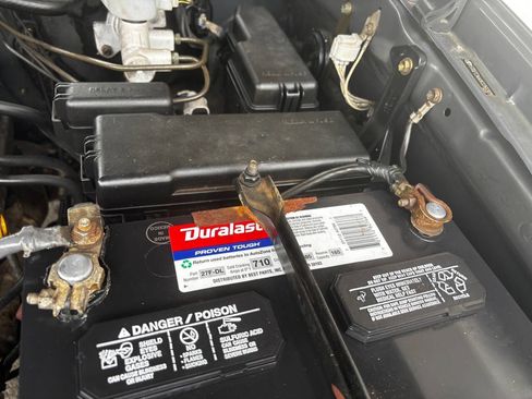 Used 2006 Toyota Sequoia SR5 image 19